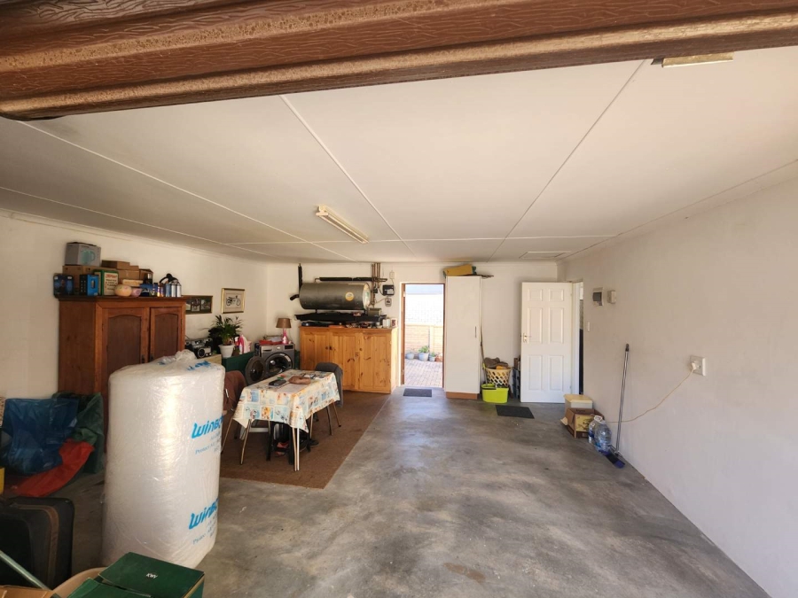 2 Bedroom Property for Sale in Tergniet Western Cape